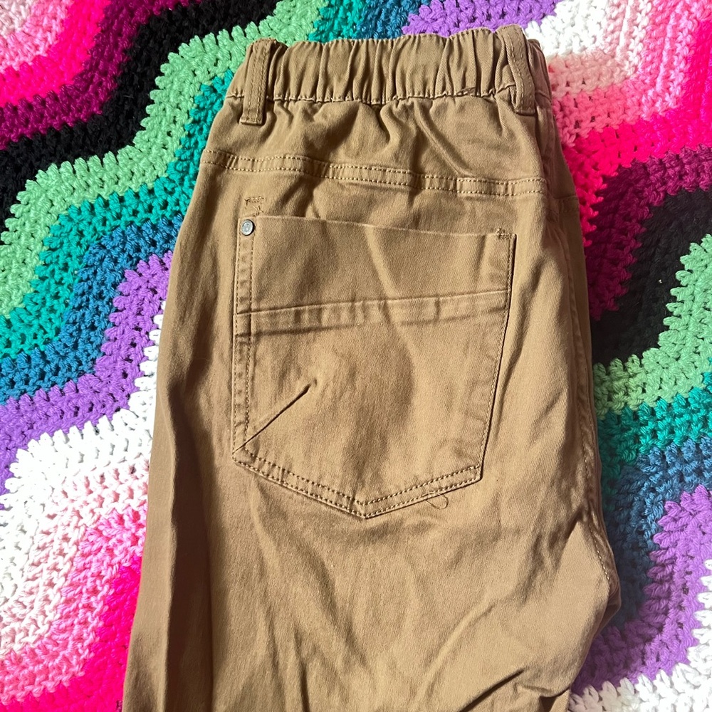 🧶3/$20 Brown Tapered Pants